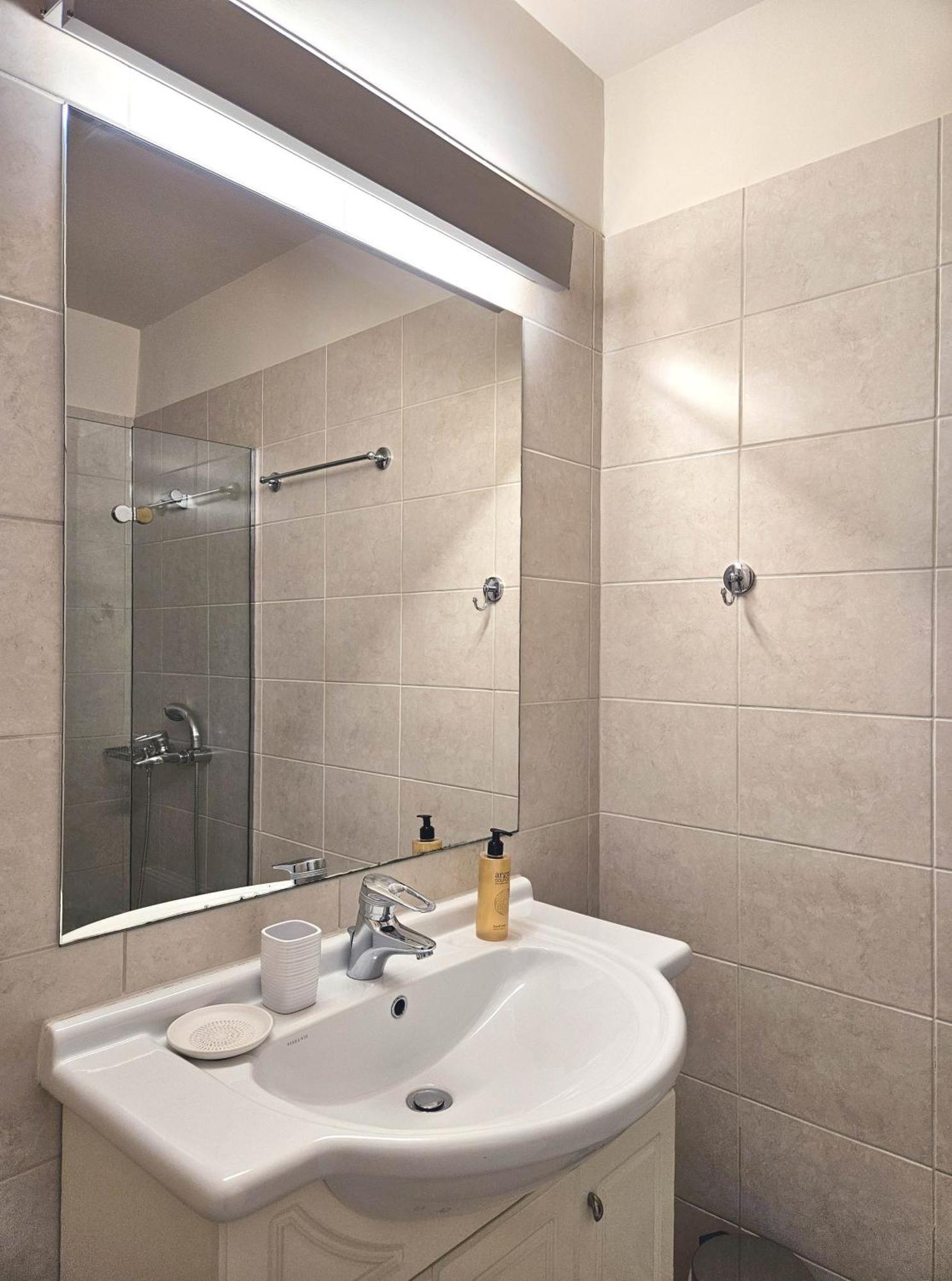Lagonisi Beach House Kalivia Thorikou Room photo