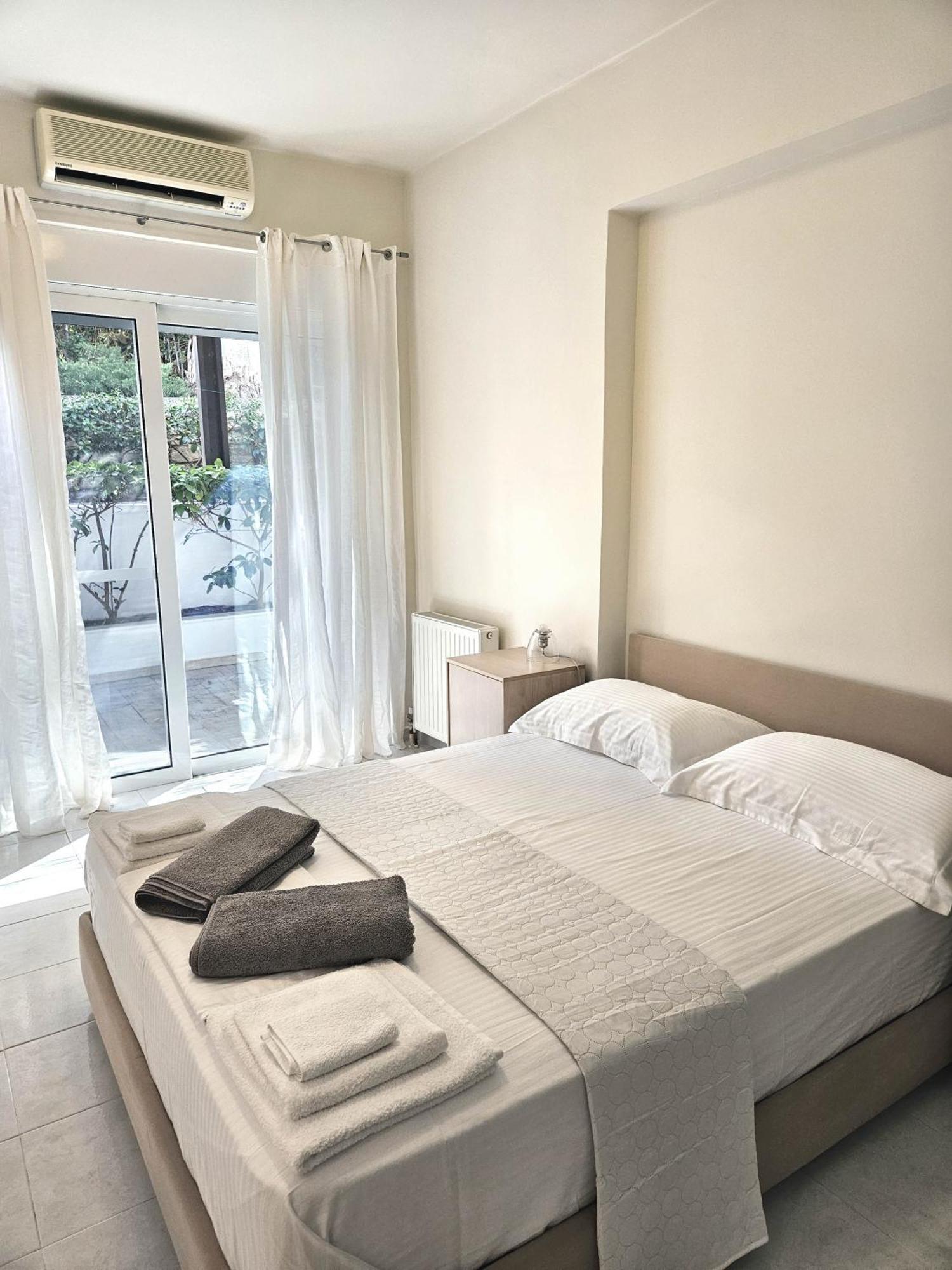 Lagonisi Beach House Kalivia Thorikou Room photo
