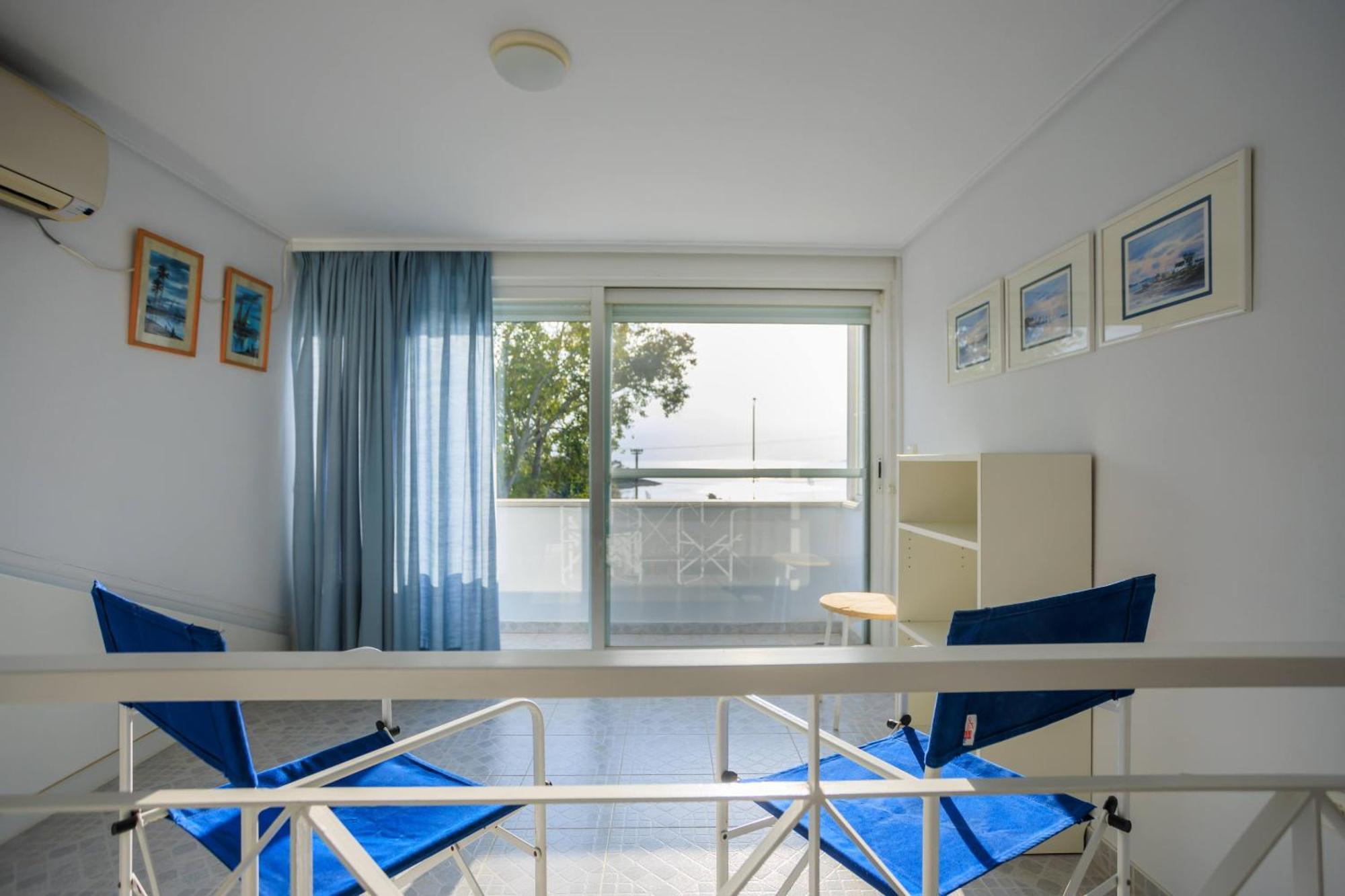 Lagonisi Beach House Kalivia Thorikou Room photo