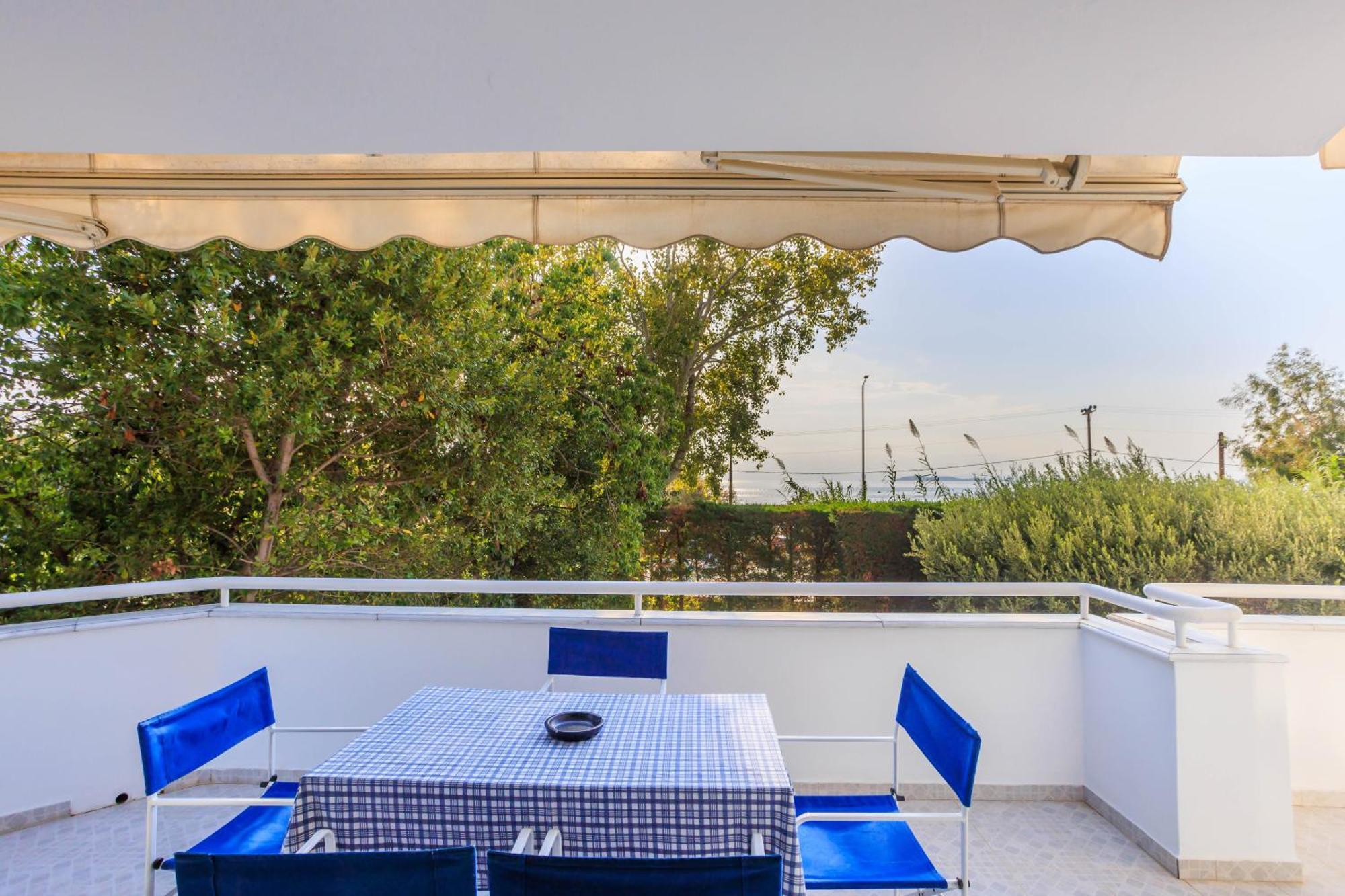 Lagonisi Beach House Kalivia Thorikou Room photo
