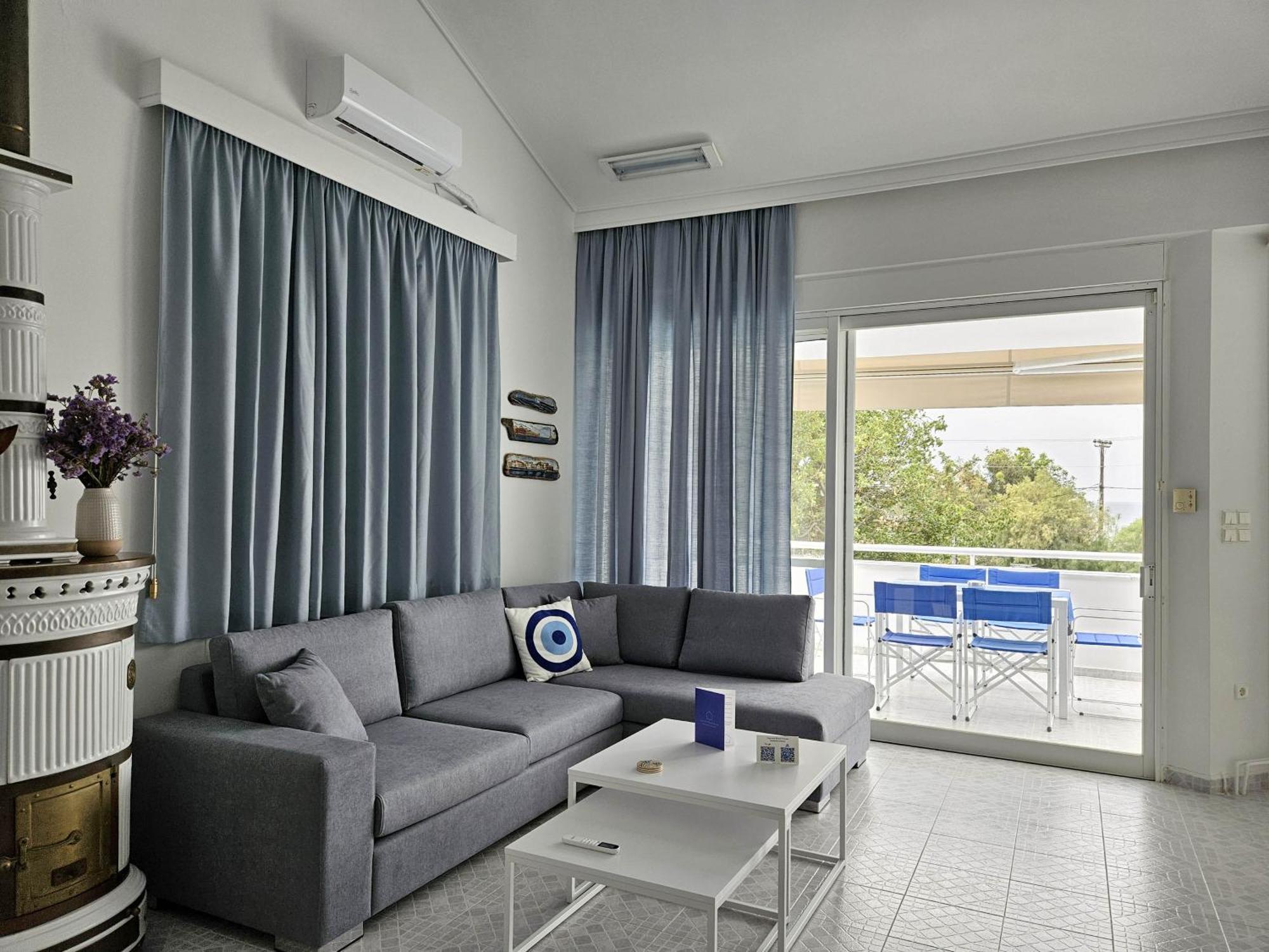 Lagonisi Beach House Kalivia Thorikou Exterior photo