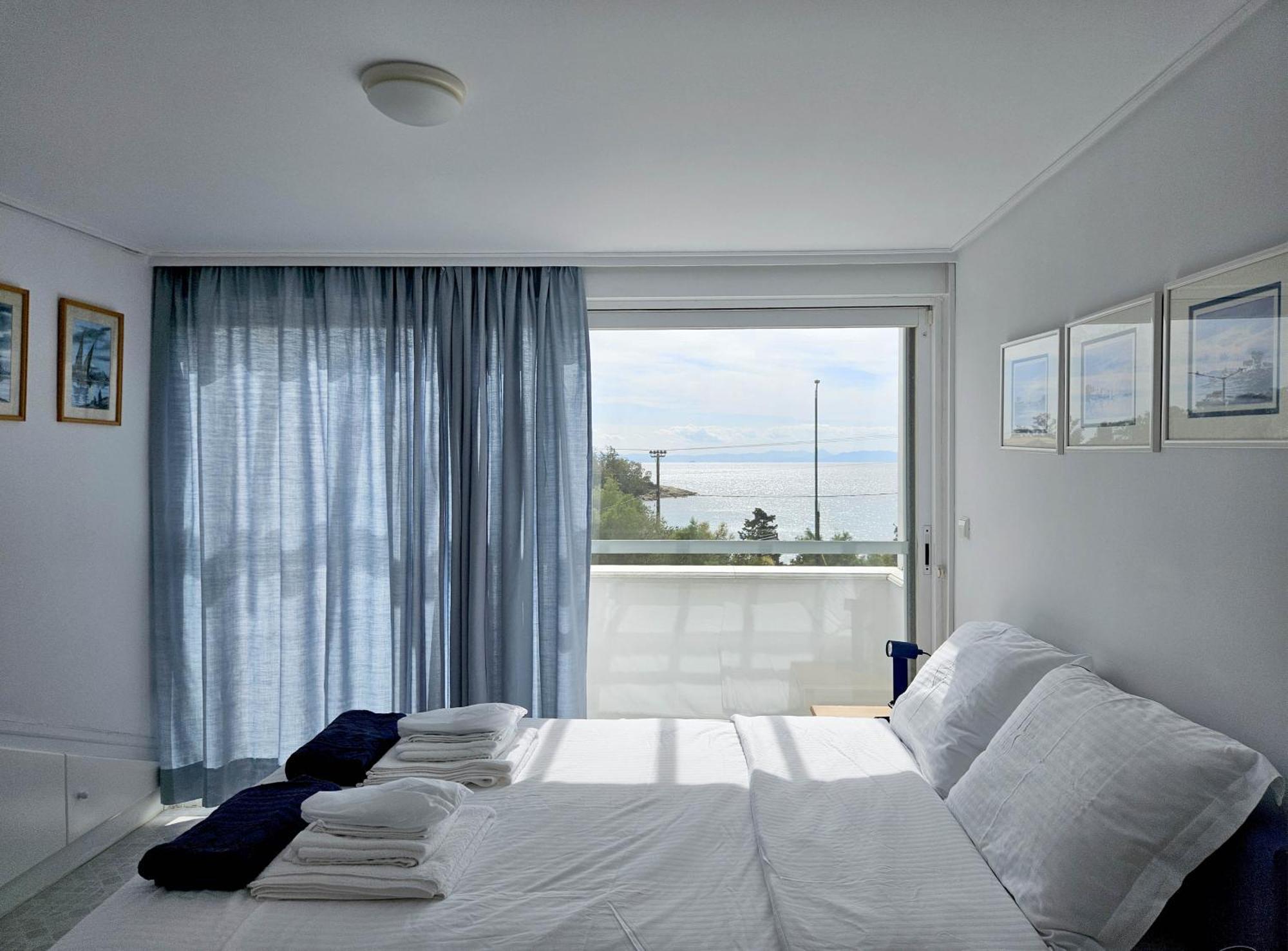 Lagonisi Beach House Kalivia Thorikou Exterior photo